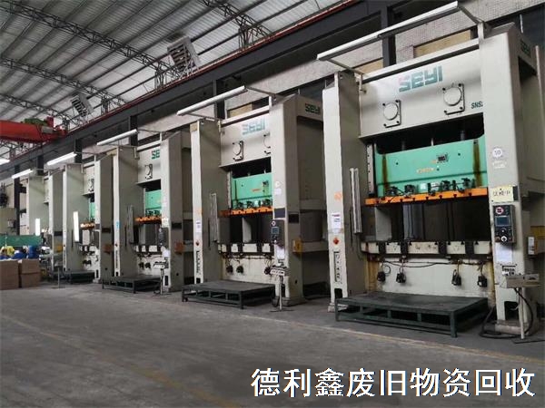 天津機床設備回收，天津觸控車床回收